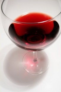 kieliszek czerwonego wina
